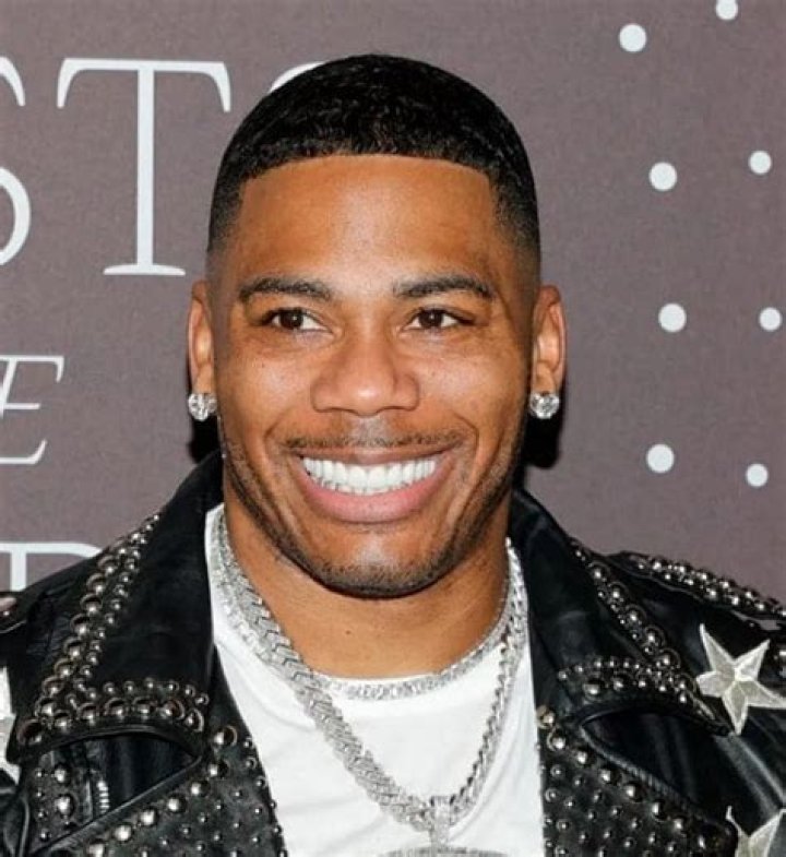 Nelly Age, Net Worth, Girlfriend, Family, Height and Biography