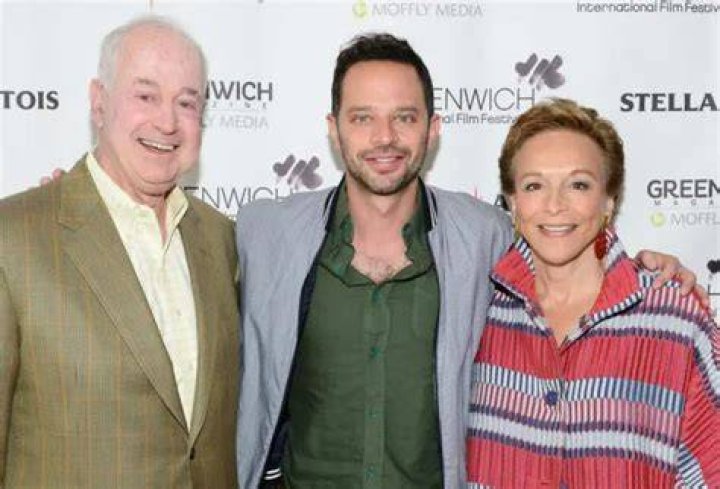 Nick Kroll family, wife, children, parents, siblings |