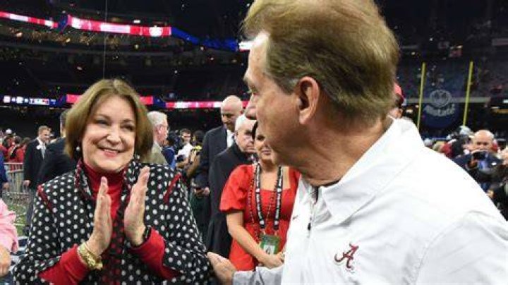 Nick Saban’s Wife Bids Farewell to Alabama in Heartwarming Statement