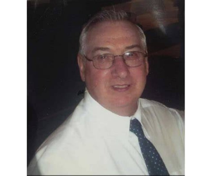 Obituary of Derek Pettet Welland Funeral Home, Ltd. Salon Fun&eacute;r...