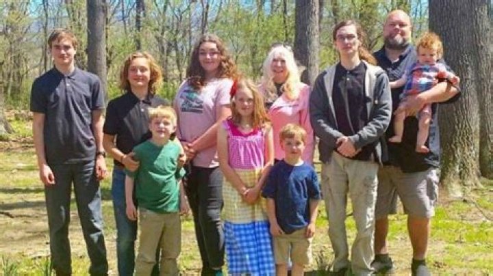 Obituary Of Travis Stewart, A Beloved Virginia Resident