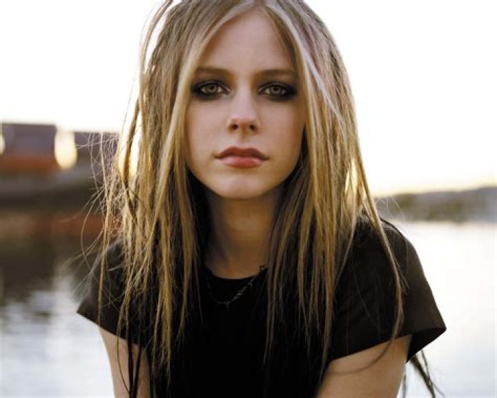 old avril Avril Lavigne Photo (5721107) Fanpop