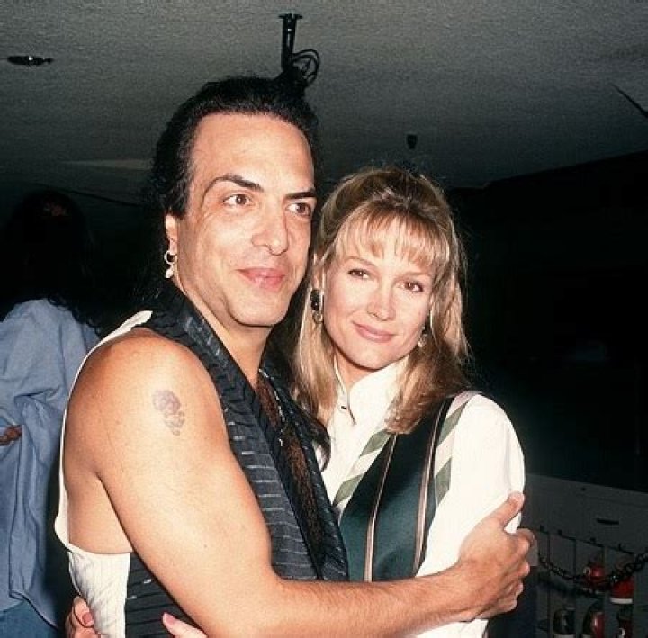 Pamela Bowen Was Married To Ex-Husband, Paul Stanley From 1992–2001
