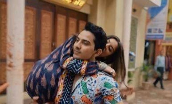 Pandya Store Upcoming Twist: Dhawal to take Natasha to Chirag Engagement forcefully, lifting on shou