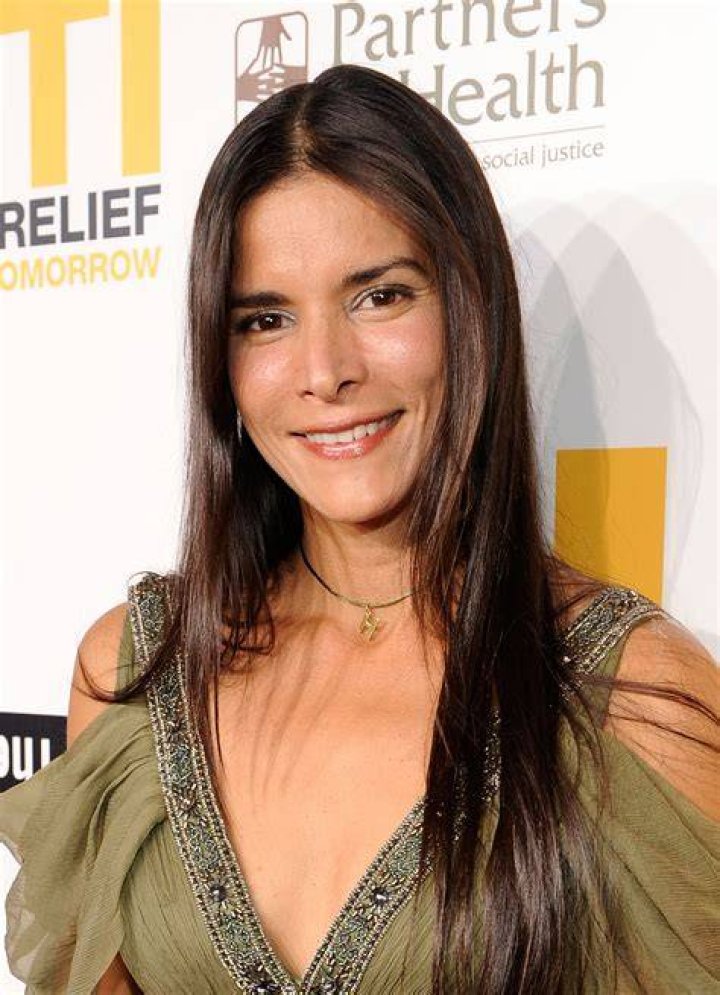 Patricia Velasquez Affair, Net Worth, Height, Age, Career, and More