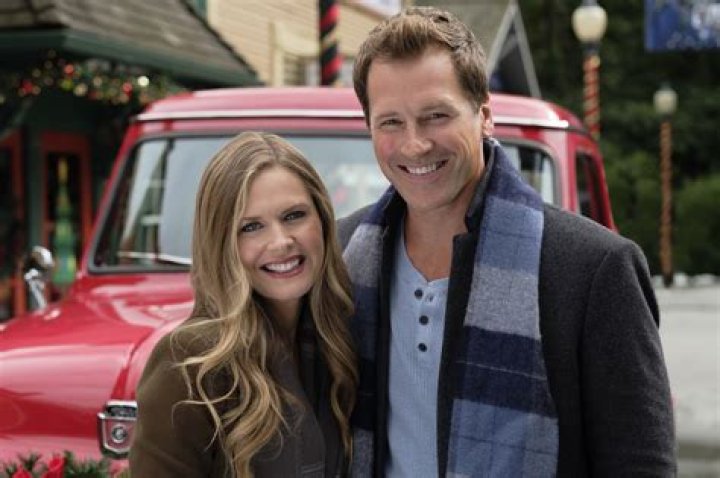 Paul Greene and Maggie Lawson relationship, dating life, children