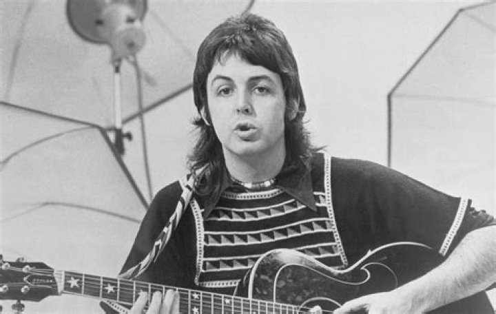 Paul Mccartney, 76, Embraces His Natural Look and Flaunts Silver Hairdo