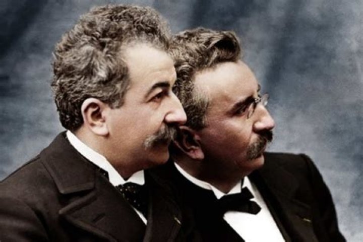 PDX RETRO » Blog Archive » RECAPPING PAST WORLD NEWS