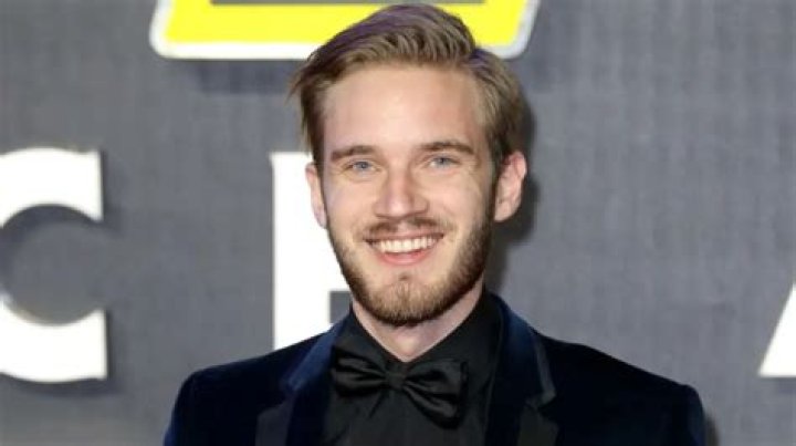 PewDiePie Biography, age, net worth, girlfriend,