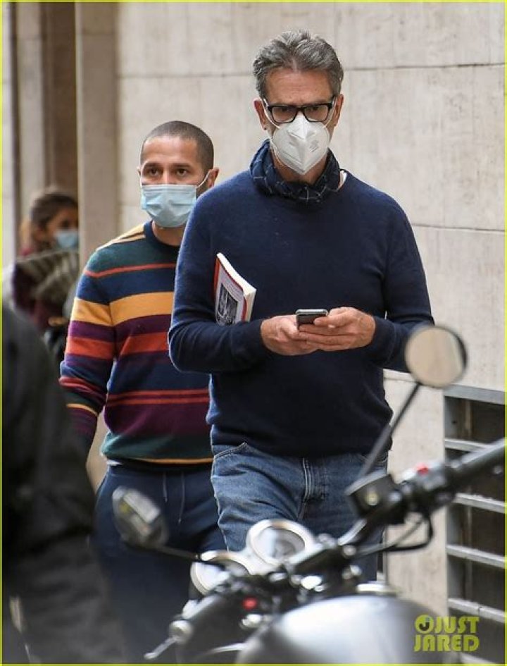 Photo rupert everett steps out with longtime boyfriend henrique 12