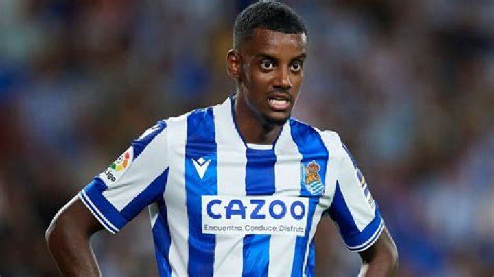 Real Sociedad Alexander Isak prolonge jusqu&rsquo;en 2026