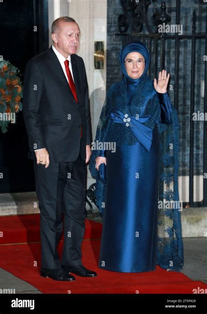 Recep Tayyip Erdoğan Wife Meet Emine Erdoğan EducationWeb