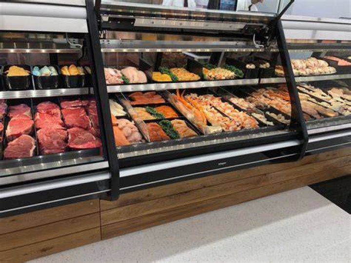 Refrigerated Display Cases for Retailers Systems