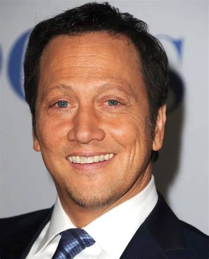 Rob Schneider Net Worth, Biography, Career, Family & Relatives, Gallery