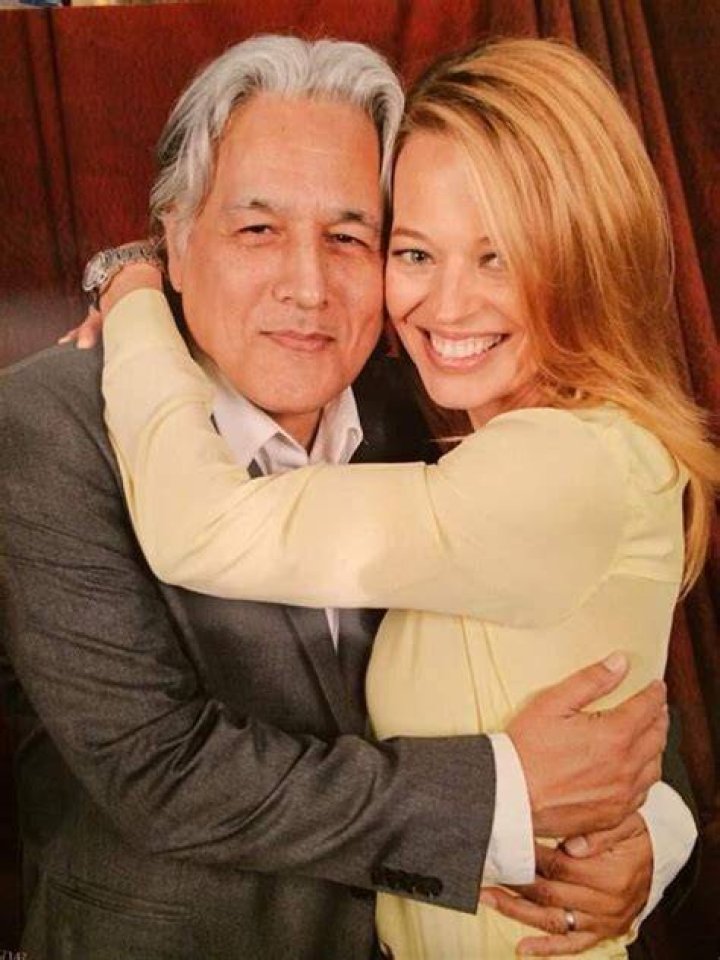 Robert Beltran and Jeri Ryan Star trek characters, Star trek cast