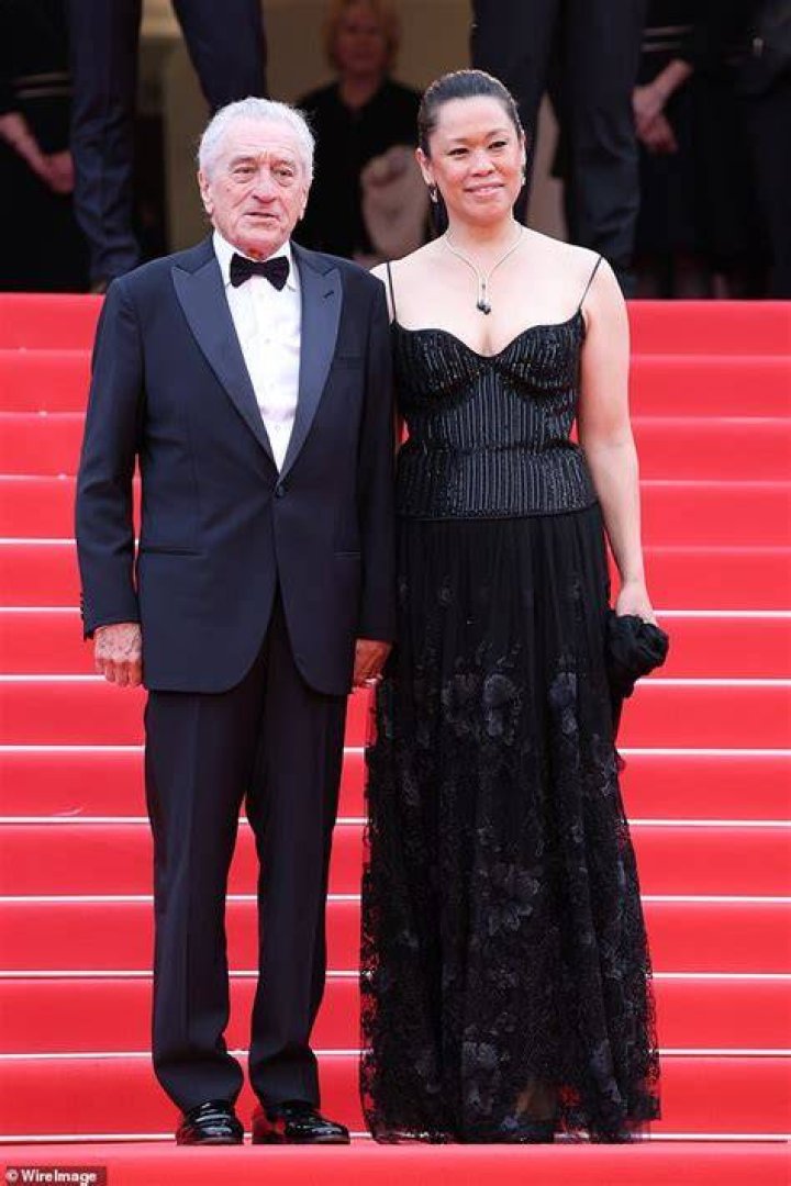 Robert De Niro's Wife's Age Difference Unveiled