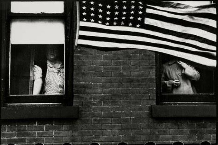 Robert Frank, Influential Photographer Who Evocatively Chronicled Life