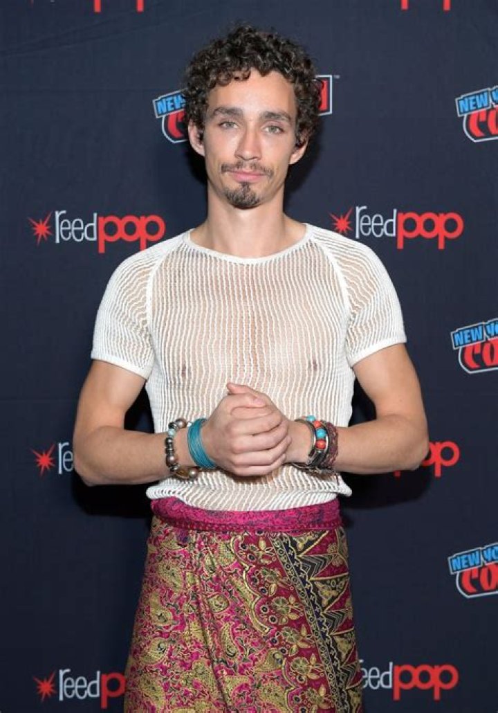 Robert Sheehan on His Hesitance to Play Klaus in 'The Umbrella Academy'