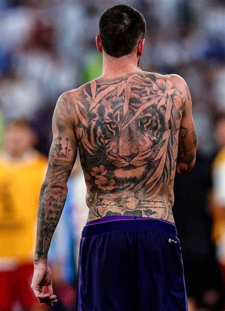 Rodrigo De Paul back tattoo photos