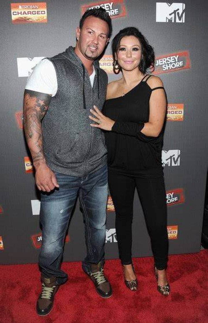 Roger Mathews (JWoww’s Husband) Biography, Age, Wiki, Height, Weight
