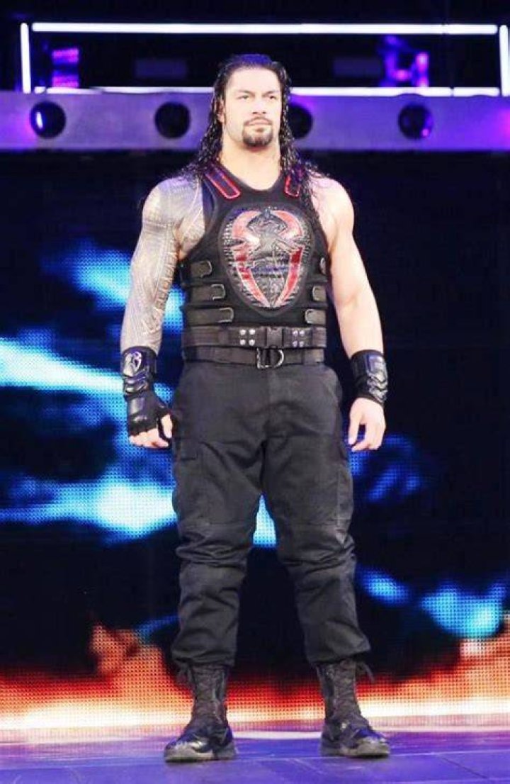 Roman Reigns Height, Weight, Age, Spouse, Family, Facts, Biography