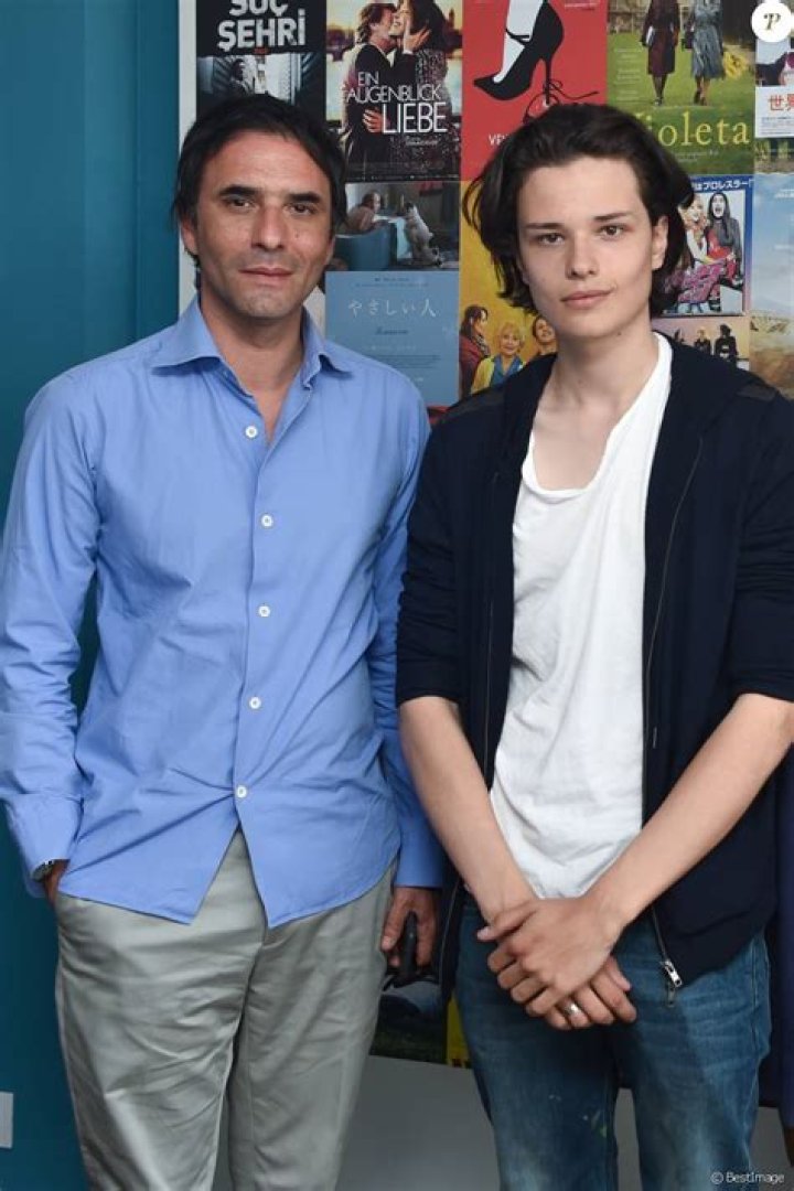 Samuel Benchetrit children: Jules Benchetrit, Saul Benchtrit
