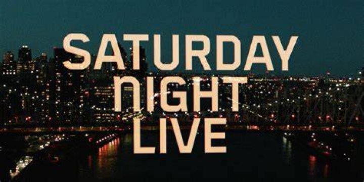 Saturday Night Line SNL's Cecily Strong and Fans Pop By The Balloon