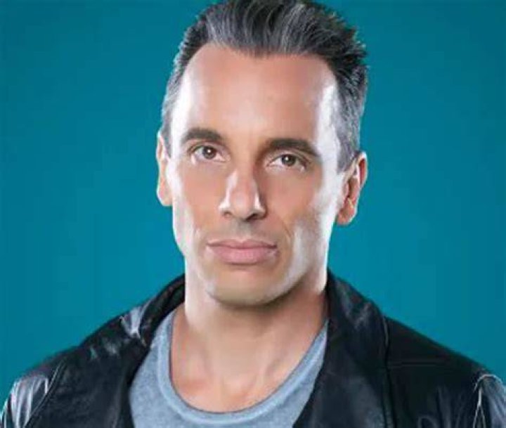 Sebastian Maniscalco Bio, Age, Height, Wife, Net Worth