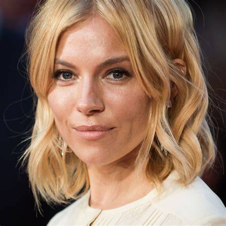 Sienna Miller's New Boyfriend Lucas Zwirner Joins Her in Paris! Photo