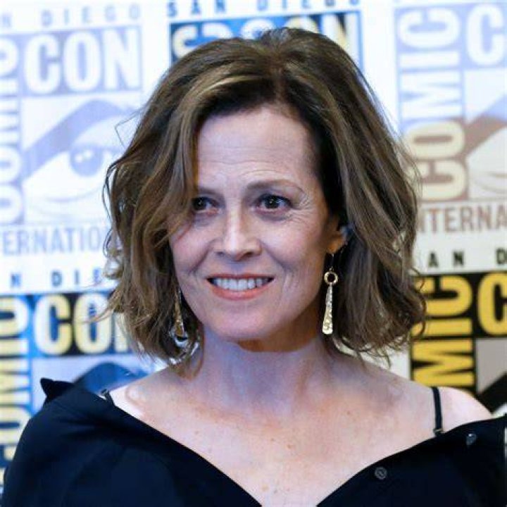 Sigourney Weaver Paris Match