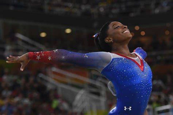 Simone Biles shares powerful message on body image