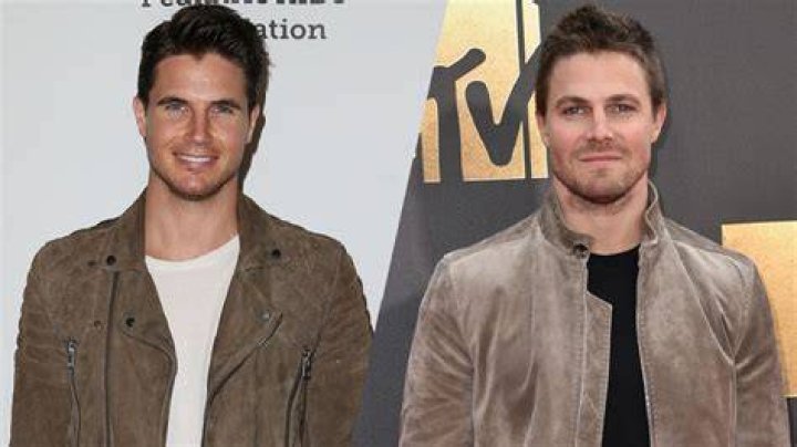 Stephen Amell & Cousin Robbie Step Out in Perth Ahead of Supernova Expo