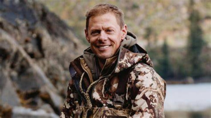 Steven Rinella Bio & Wiki Net Worth, Age, Height & Weight