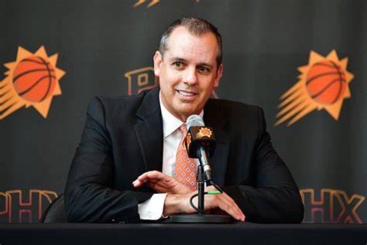 Suns Head Coach Frank Vogel Wife Jenifer Vogel And Two Kids
