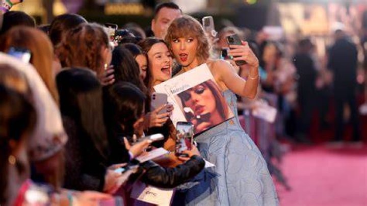 Taylor Swift Fans Think &ldquo;It's Time to Go&rdquo; Is About Karlie Kloss Teen