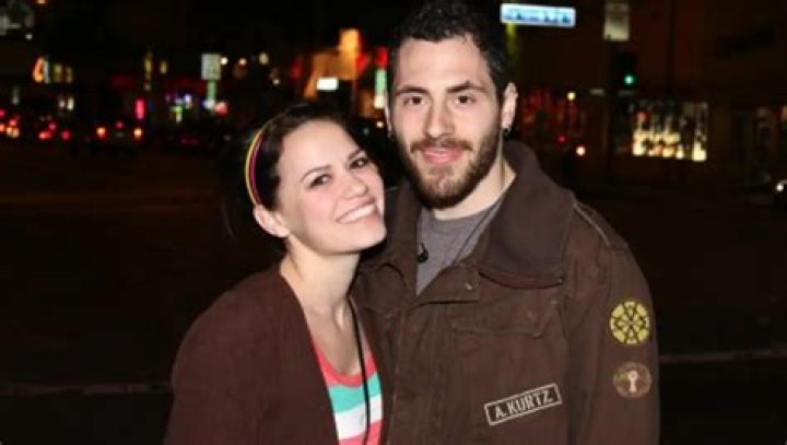 The Tragic Story of Bethany Joy Lenz’s Ex-Husband |