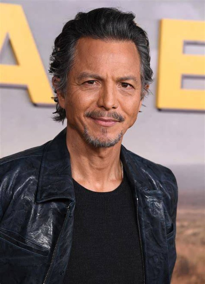 The Truth About Benjamin Bratt And Julia Roberts' Relationship
