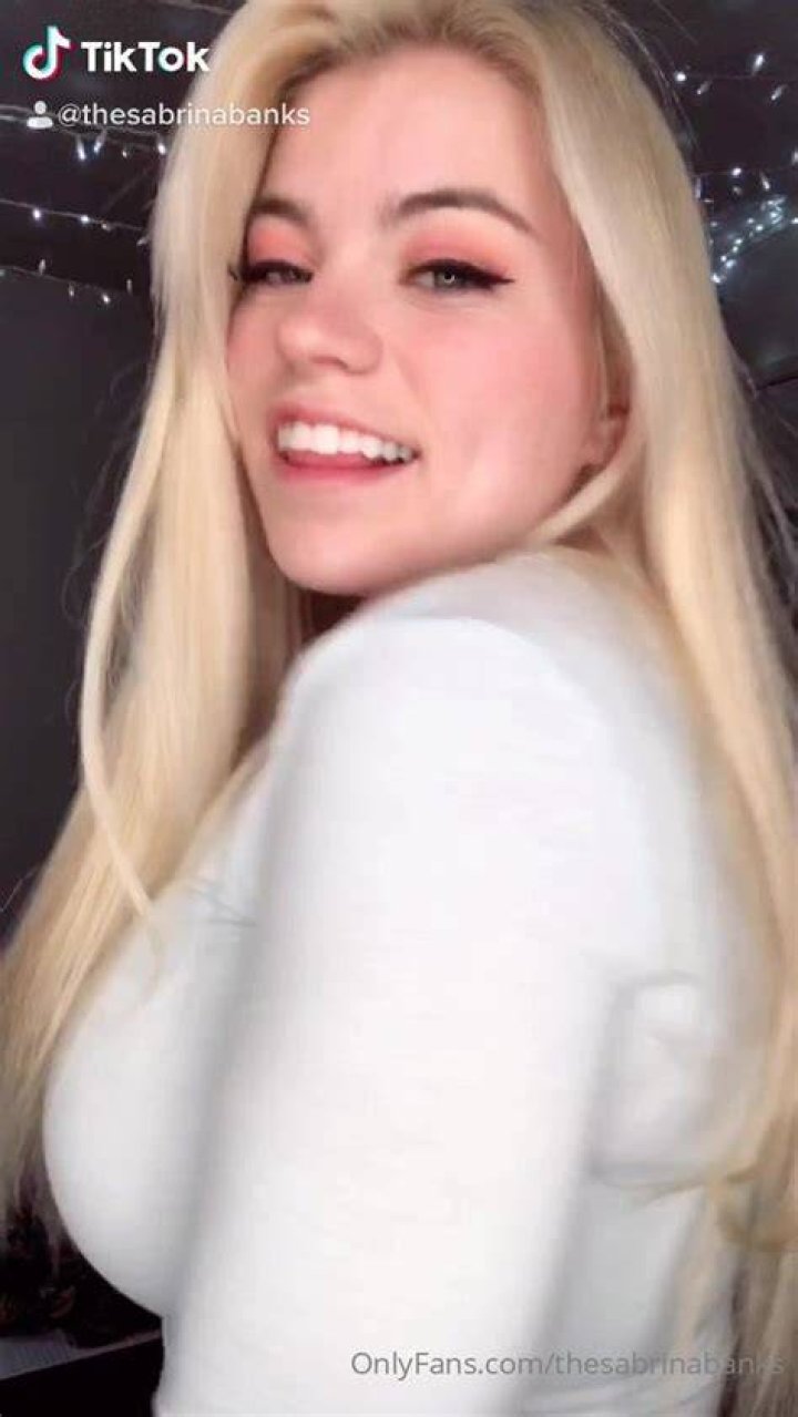 thesabrinabanks Onlyfans sextape leak 1 ( 49.8 MB )