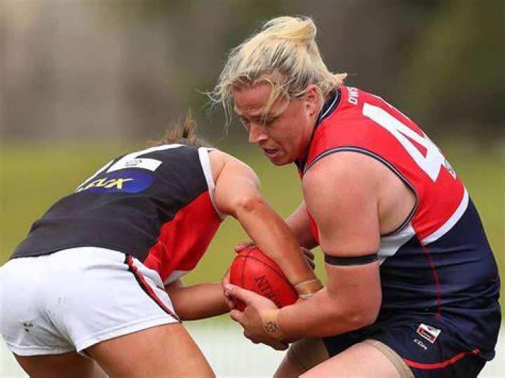 Transgender Aussie Rules player Hannah Mouncey speaks out ·