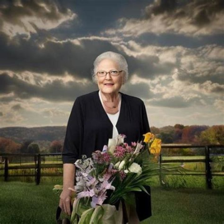 Uncover Insights From Her 2007 Obituary