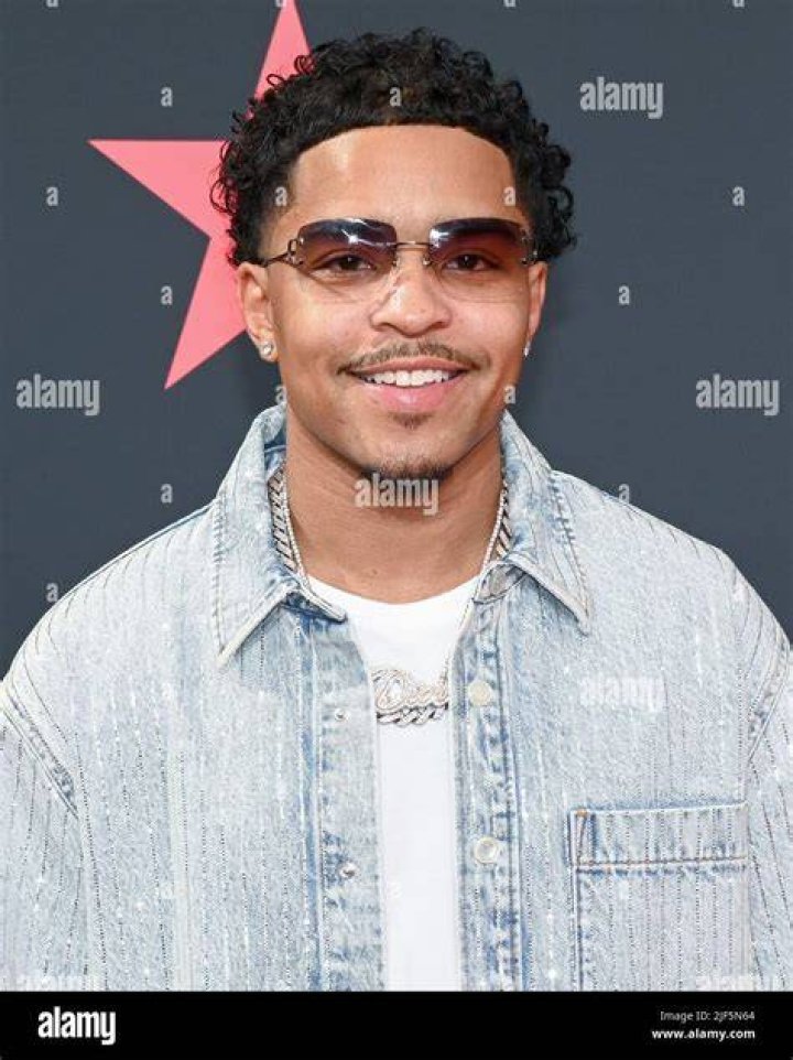 Unlock The Legacy Of Justin Dior Combs: Style, Music, Philanthropy Revealed