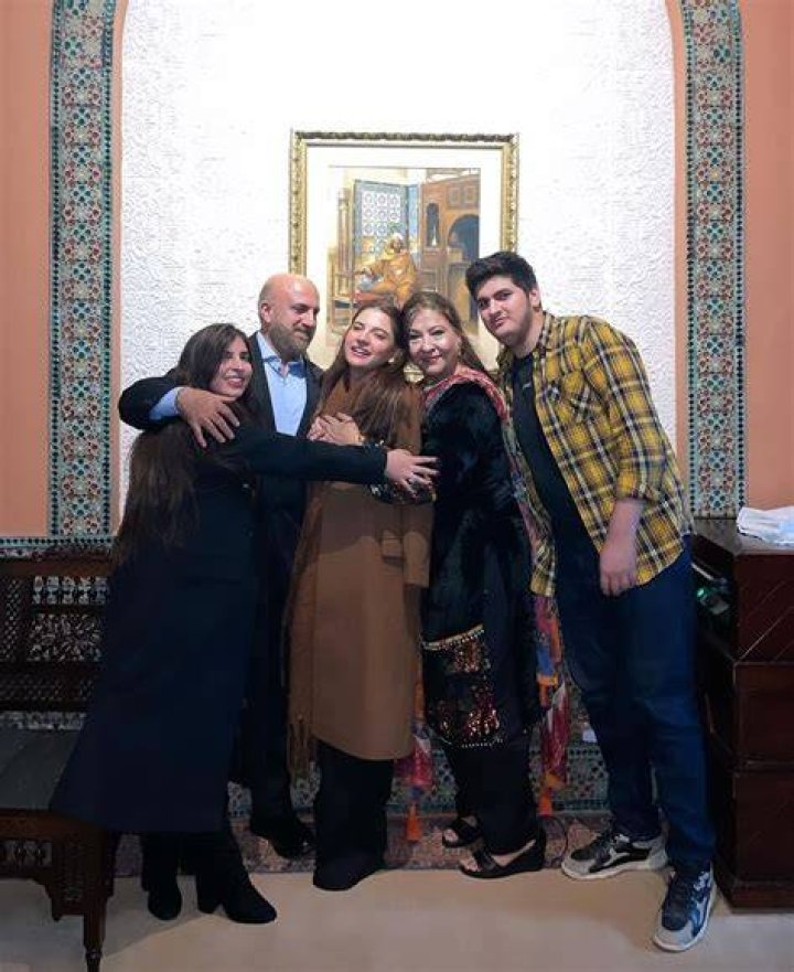 Unveil The Surprising Secrets Of Dananeer Mobeen's Height