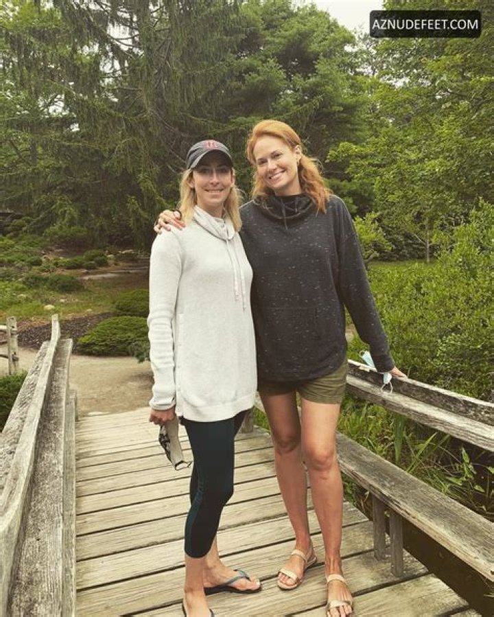 Unveiling Brooke Henderson's Marital Status: Discoveries And Insights Await