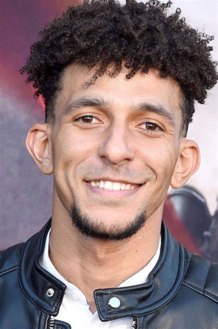 Unveiling Khleo Thomas's Height: Unlocking Vertical Dominance