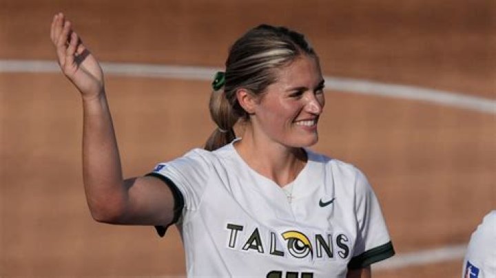 Unveiling Montana Fouts' Towering Height: Secrets To Softball Dominance