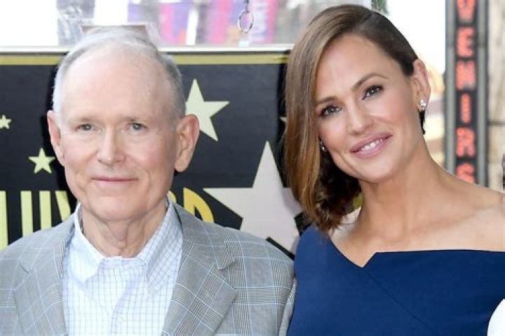 Unveiling The Hidden Story Behind Jennifer Garner's Father: Discoveries And Insights