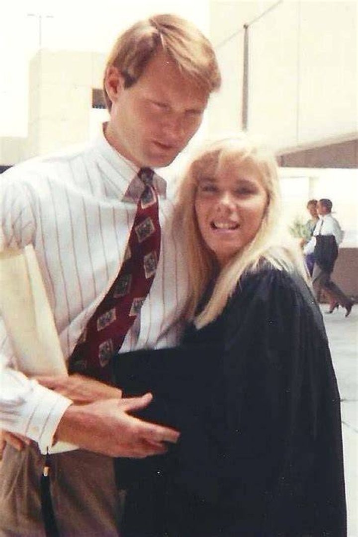 Unveiling The Life And Career Of Chuck Morgan: Leanne Morgan's Husband