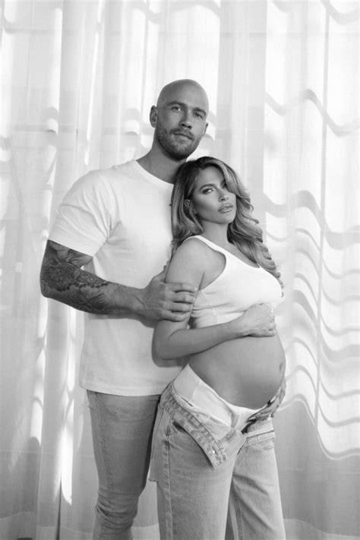 Unveiling The Truth Behind "WWE Diva Kelly Kelly Is Pregnant": Exclusive Revelations