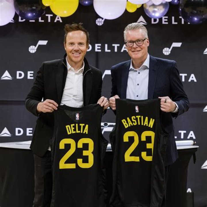 Utah Jazz Owner Ryan Smith Wife / Inside Qualtrics Billionaire And New
