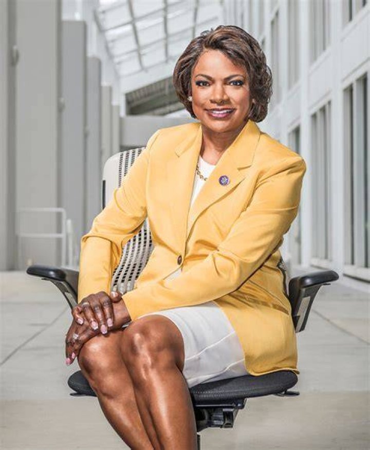 Val Demings Takes Cheap Shot At Rubio Over Texas Shooting Florida Jolt